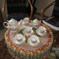 RAFFINATA PORCELLANA INGLESE "Set da 12" Totale pe