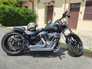 Harley-Davidson Breakout C.V.O. - 2014