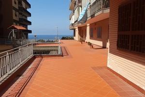 Appartamento 115mq con posti auto