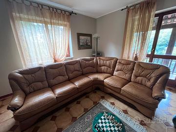 Divano in pelle angolare anni 80