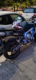 YAMAHA FZ6
