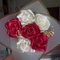 Fiori fatti a mano