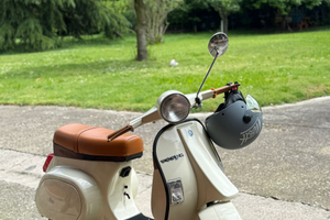 Vespa 50