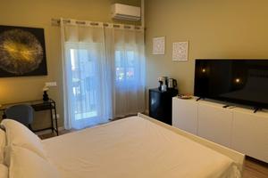 Monolocale signorile appena ristrutturato