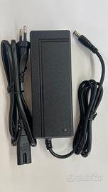 Caricabatterie per monopattino elettrico / e bike