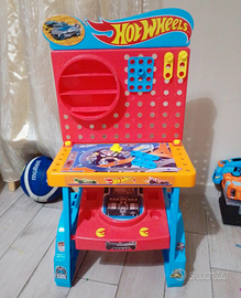Officina meccanica Hotwheels 🔥 Tutto per i bambini In vendita a