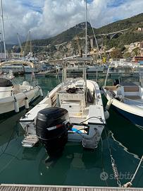 MAKO 231 Fisherman Americano Suzuki df250