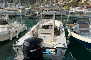 MAKO 231 Fisherman Americano Suzuki df250