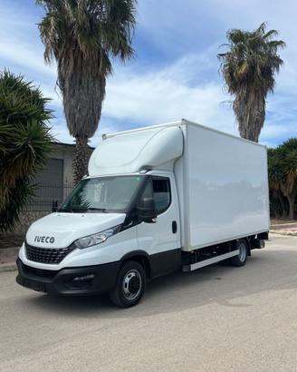 Iveco Daily 35c16 furgone e sponda