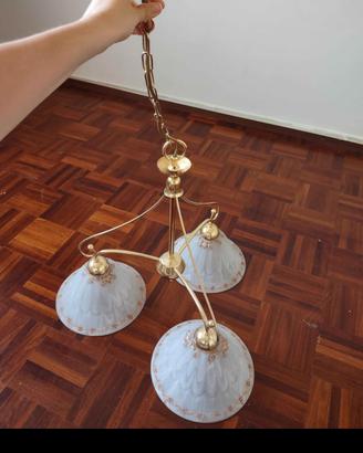 Lampadario vintage classico e applique 
