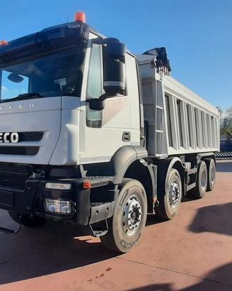 IVECO TRAKKER 450 RIBALTABILE POSTERIORE