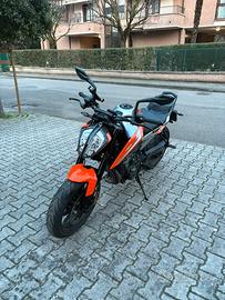 Ktm Duke 790 perfette condizioni pochi km