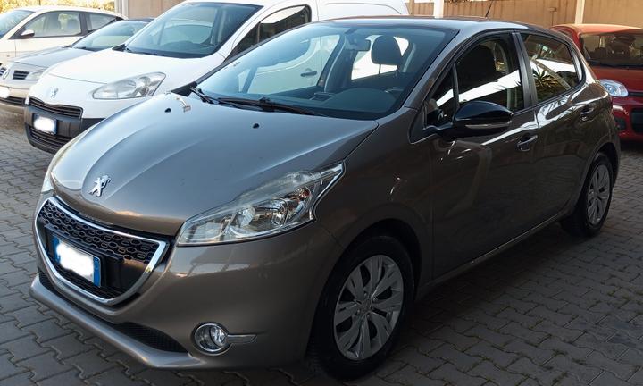 Peugeot 208 1.4 HDi 68 CV 5 porte Active