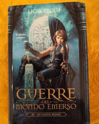 Libro "Le guerre del mondo emerso: un nuovo Regno"