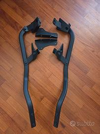 Staffe per bauletto GIVI - YAMAHA XMAX 300 2024