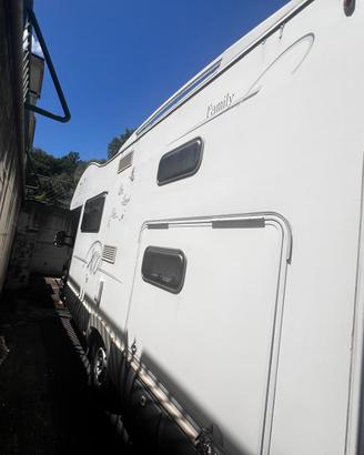 Camper mandardato 6 posti