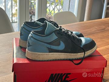 Scarpe nike blu e nero  piede 39