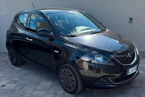Lancia Ypsilon III 1.0 firefly hybrid Gold s&s 70c