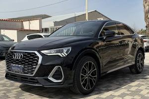 Audi Q3 SPB S Line interno ed esterno 2.0 TDI...