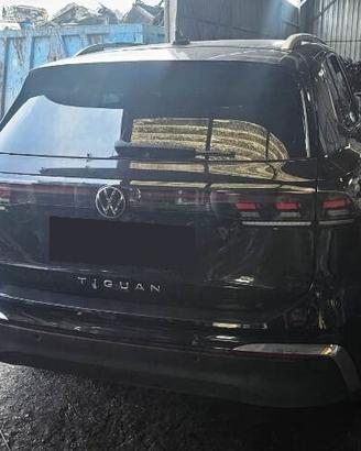 VW TIGUAN DSG ELEGANCE 2.0 TDI 150 CV - ANNO 2025
