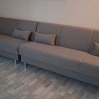 2 divani letto contenitore nuovi in tessuto uguali