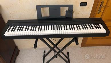 Pianoforte digitale Yamaha P-45 nero 88 tasti p.