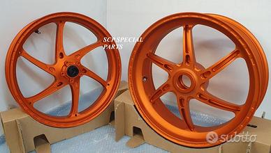 KTM 1390 1290 SUPER DUKE CERCHI OZ LIMITED EDITION