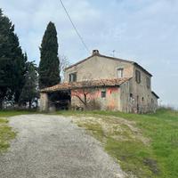 Terreno e casa indipendente a Sogliano