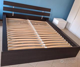 Struttura letto matrimoniale