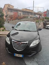 Lancia Ypsilon 1.2 69CV - 88.000 km - OK Neop