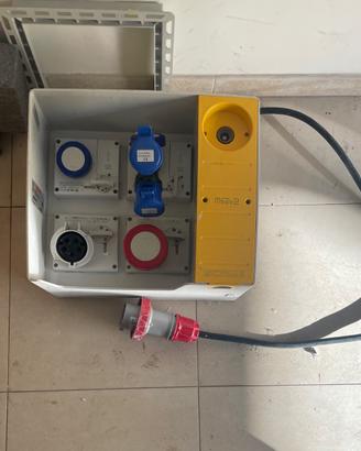 Quadro elettrico cantiere 4 prese 220/380