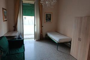 Stanza per studentessa zona centro