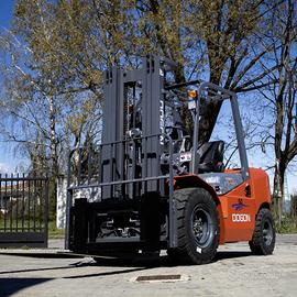 Carrello elevatore 50 qli