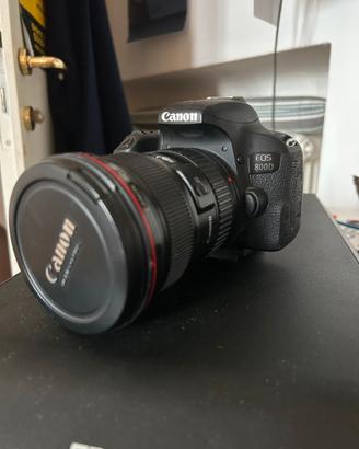 Canon 800d + obiettivi e accessori
