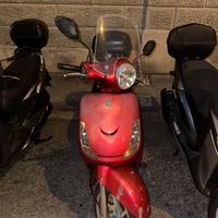 Sym Scooter fiddle II 2008 125c