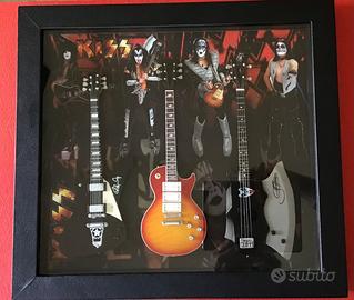 Quadro con chitarre dei Kiss leggi descrizione