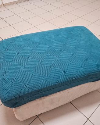 divano letto e poof