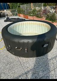 piscina idromassaggio