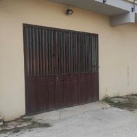 Locale artigianale o autorimessa