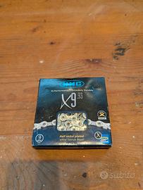 Catena Bici NUOVA KMC X9.93, 9v con quick link