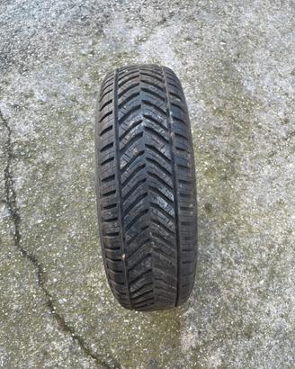Gomme auto