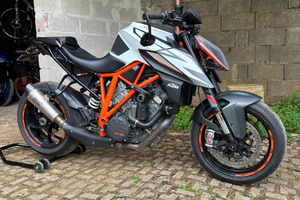Ktm 1290 SuperDuke R