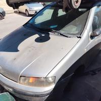 Ricambi FIAT PUNTO 1.2 benzina anno 2003