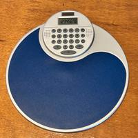 Mouse pad con calcolatrice integrata oggetto raro
