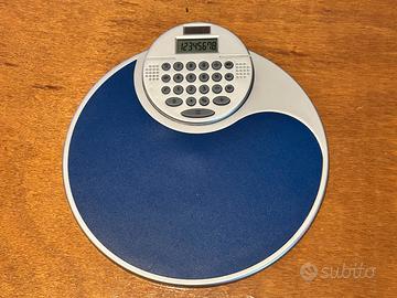 Mouse pad con calcolatrice integrata oggetto raro