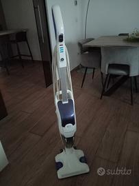 aspirapolvere e lavapavimenti 