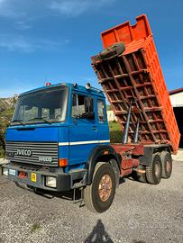 Autocarro fiat 330.26