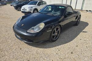 Auto PORSCHE