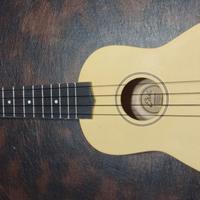 UKULELE pari al nuovo
