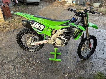 Motocross Kavasaki 250 4 tempi